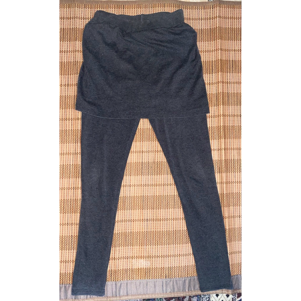 preloved rok legging anak usia 10-12 tahun panjang 85cm cocok untuk olahraga dan kegiatan outdoor