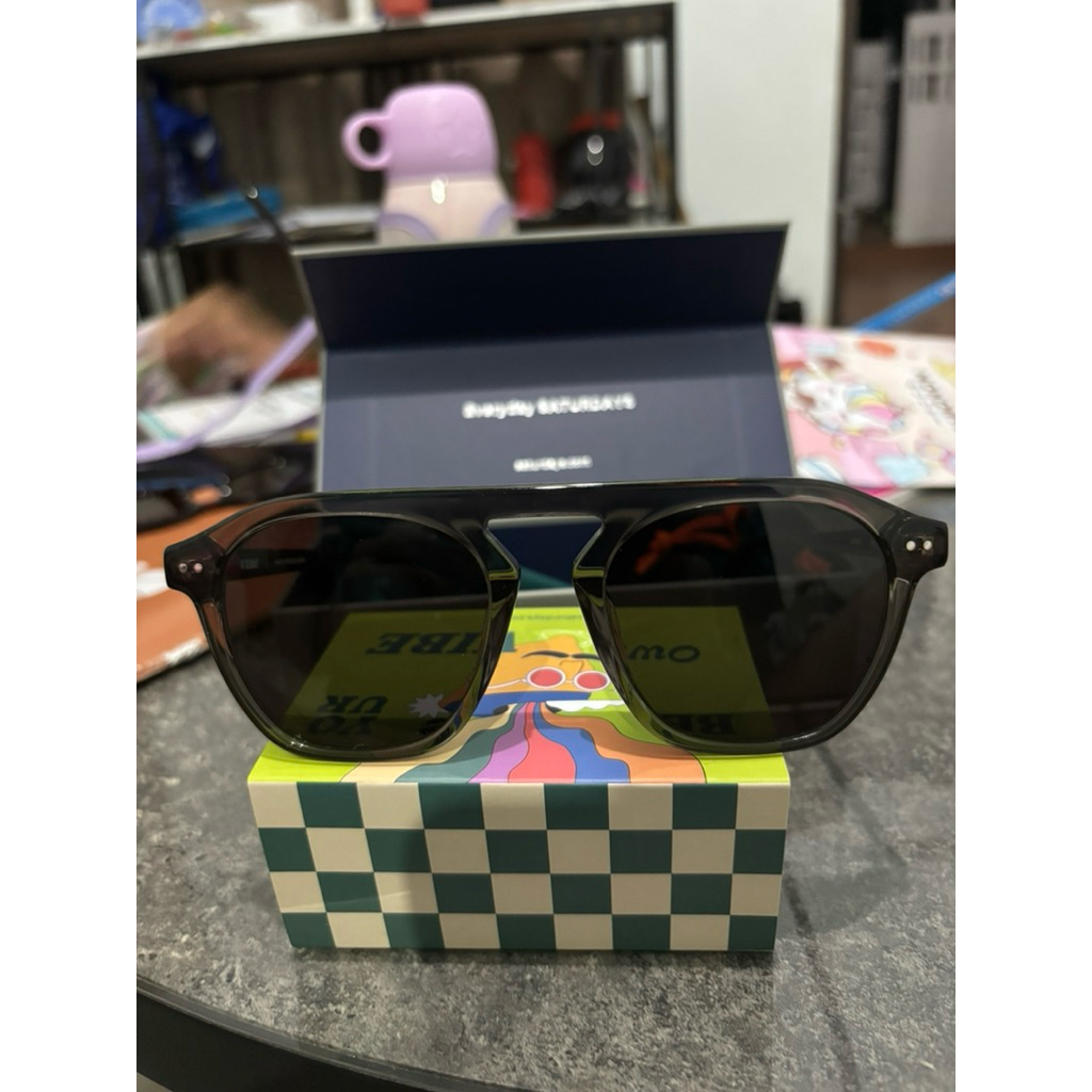 Kacamata Sunglasses Saturdays