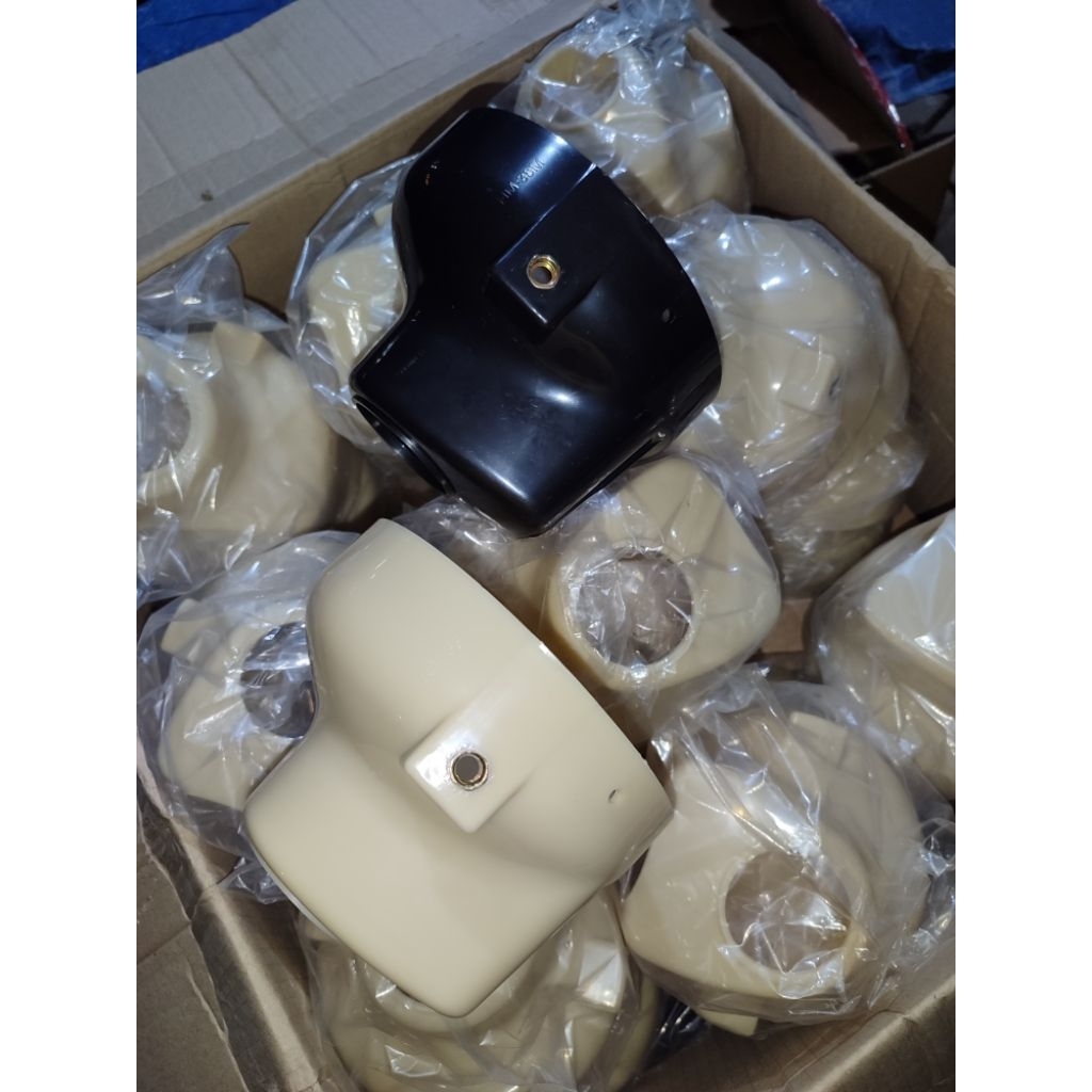 Batok lampu depan gl100 gl 125 hitam bahan gading berkode style 79 batok lampu gl bulat