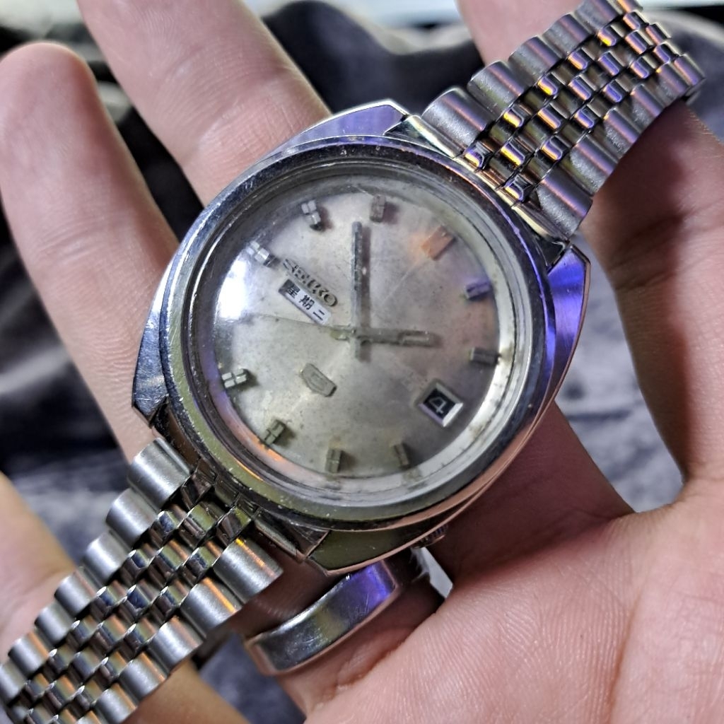 VINTAGE SEIKO 5 AUTOMATIC 100% ORIGINAL