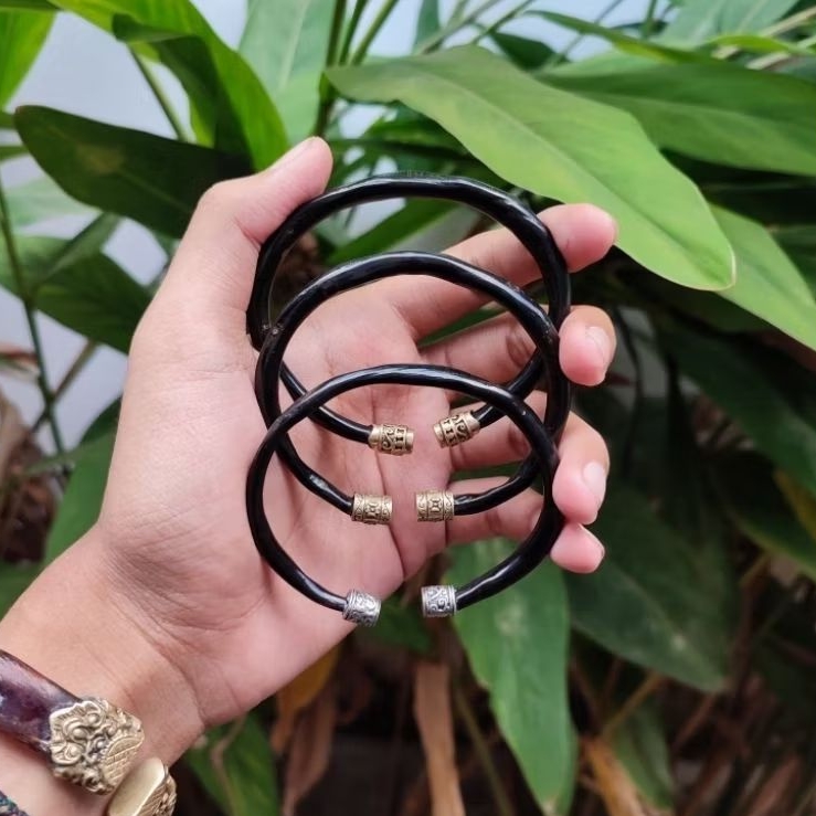 Gelang Akar Bahar Hitam Model C Variasi Alpaca Asli Berkualitas / Akar Bahar Asli