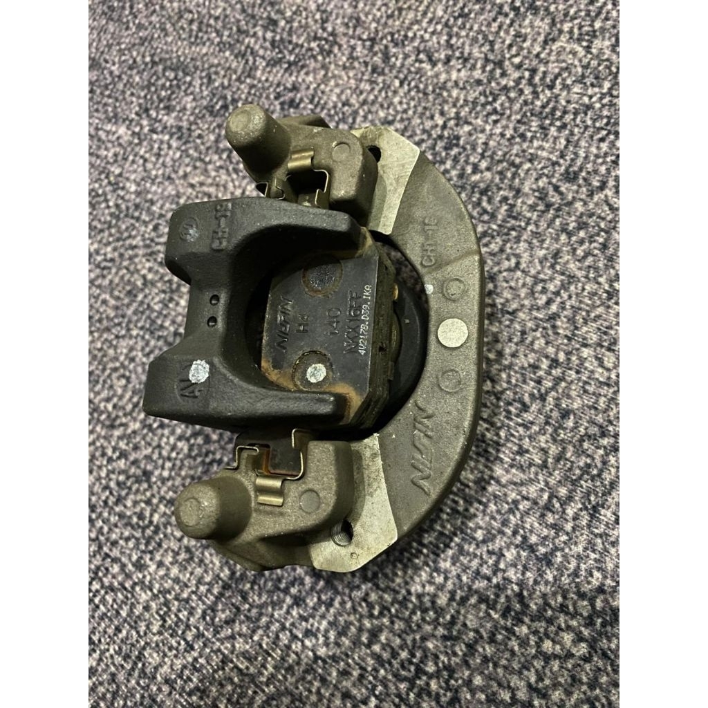 kaliper belakang nissin pcx 160abs