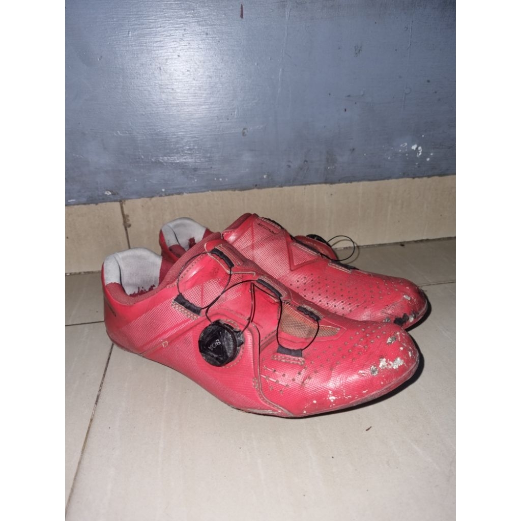 Sepatu Cleat Shimano RC3