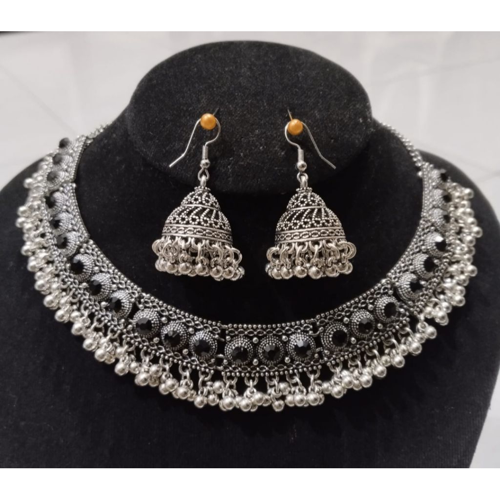 anting set bulat lonceng india