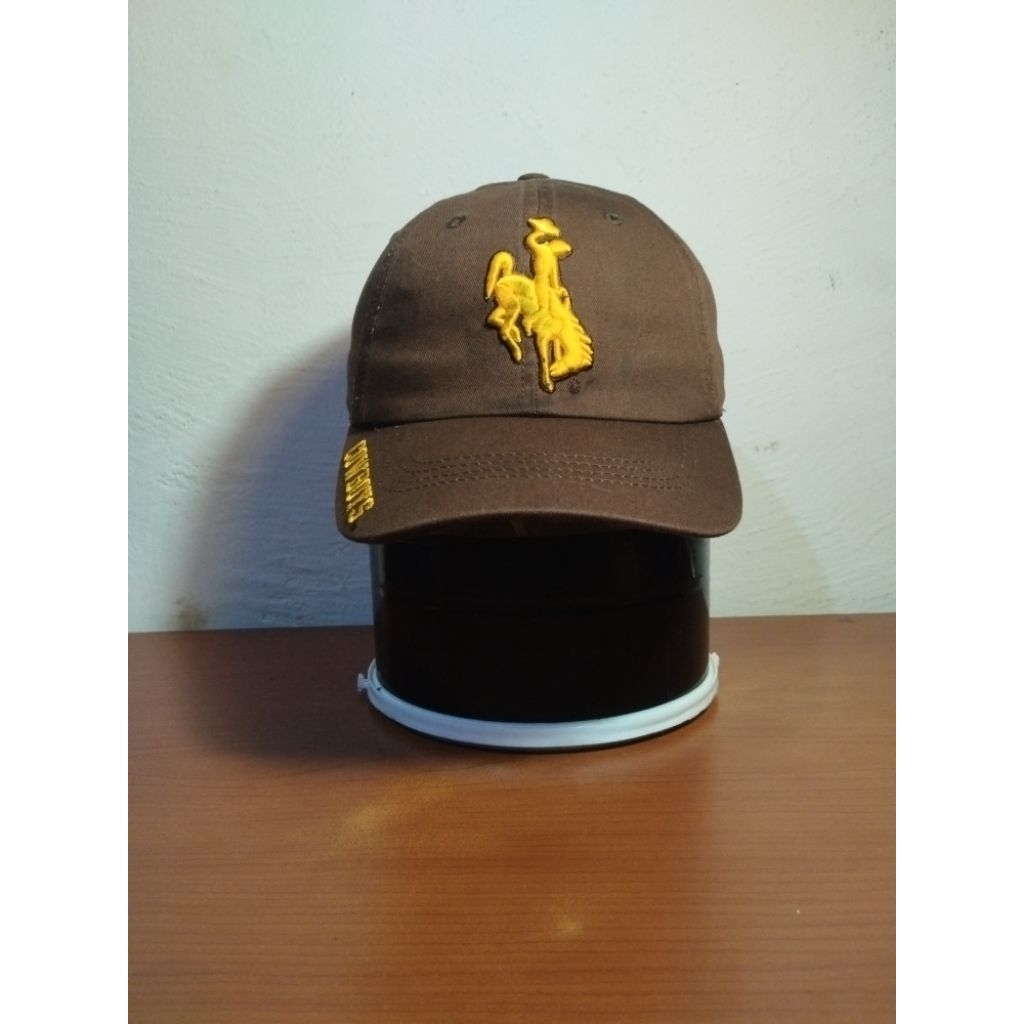 Topi Cowboys Caps Captivating