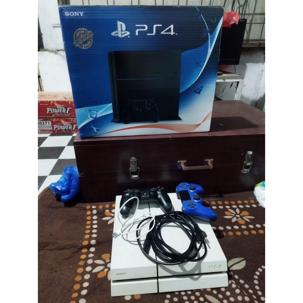 PS4 FAT SERI 12 ORIGINAL