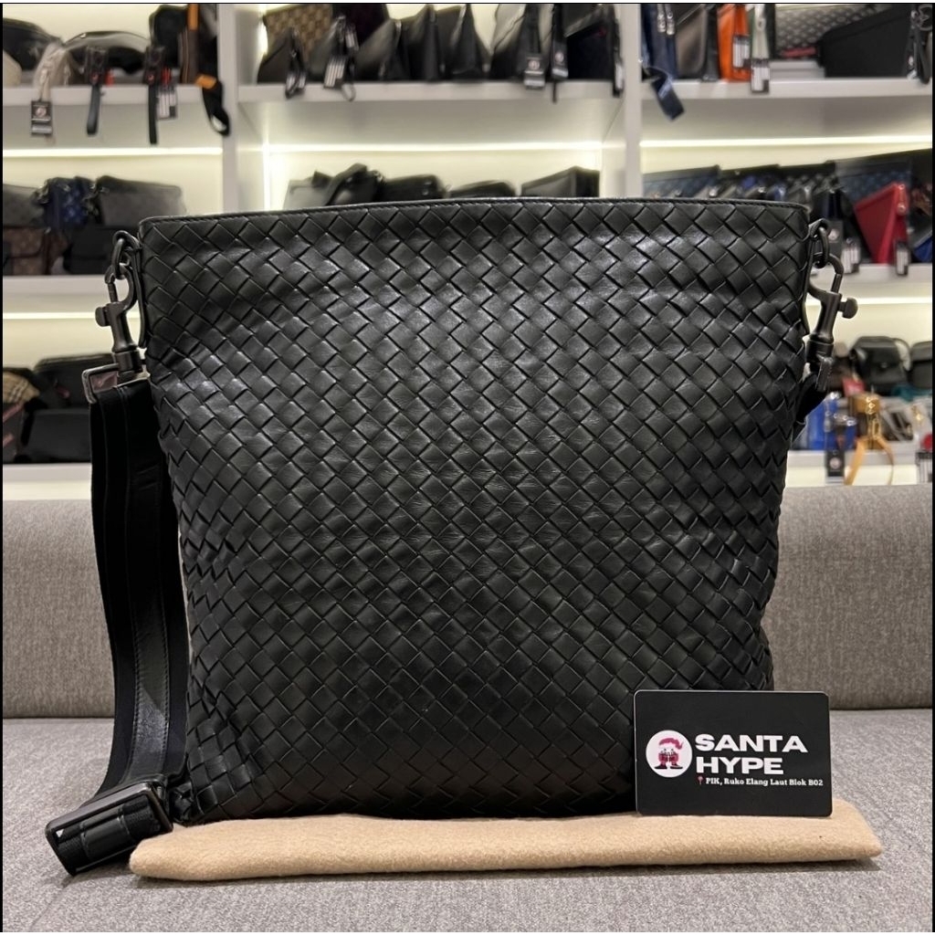 Bottega Veneta Intrecciato Sling Bag