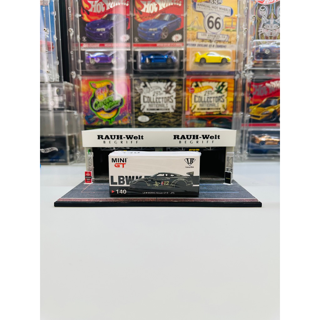 Mini GT No 140 LB Works Nissan GTR R35 JPS Livery