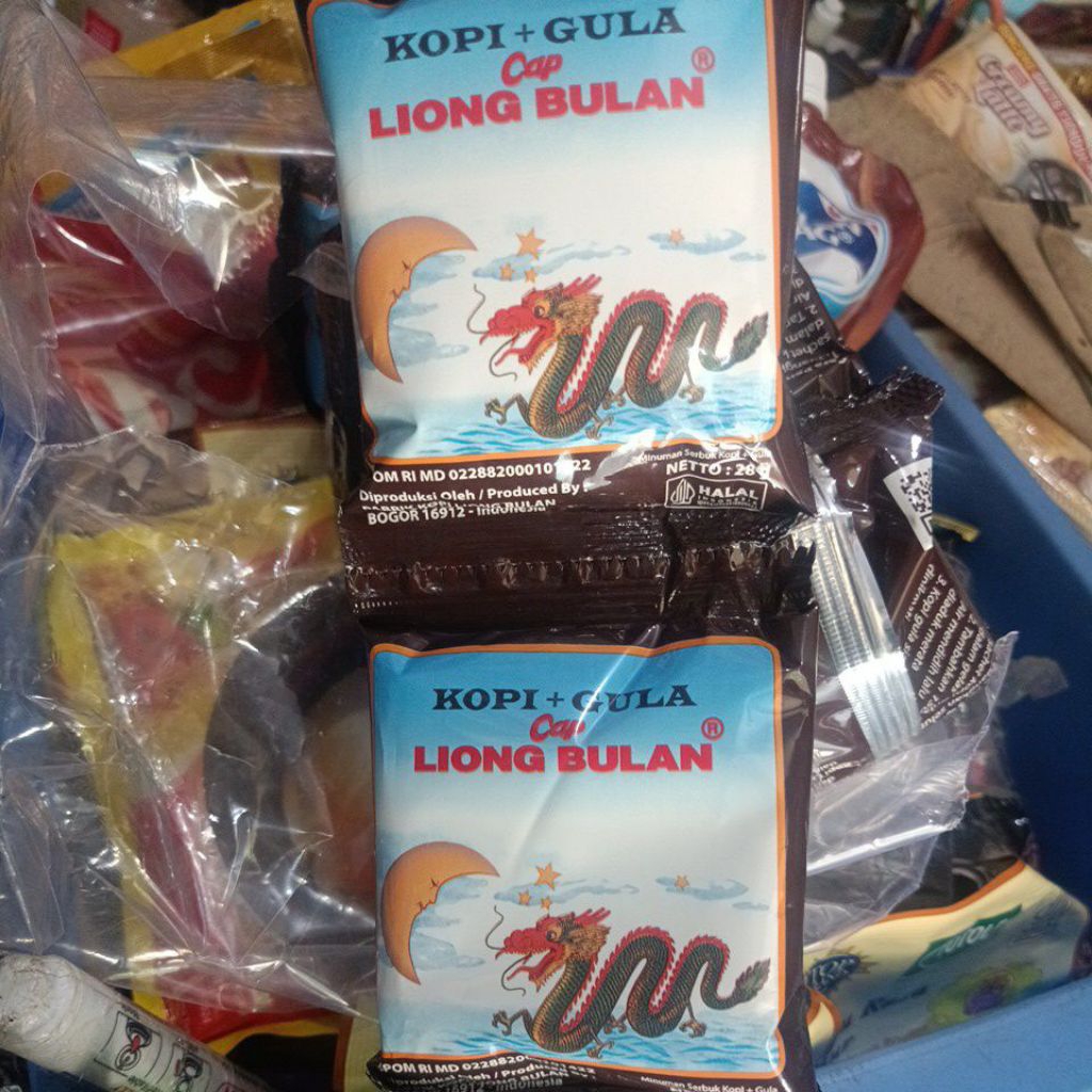 Kopi cap liong bulan 28gr 1 renteng isi 10 sachet