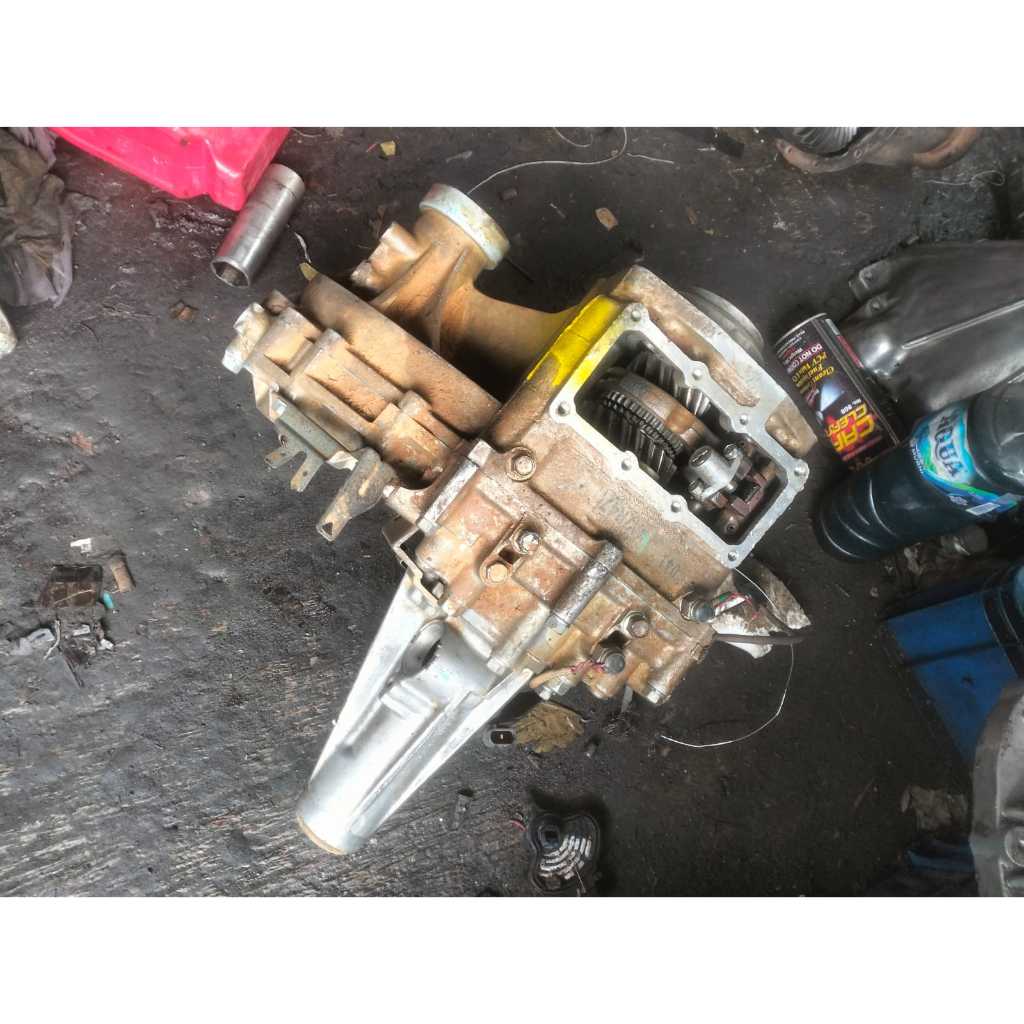 Transfer Case Mitsubishi Triton 4X4 25 2500cc