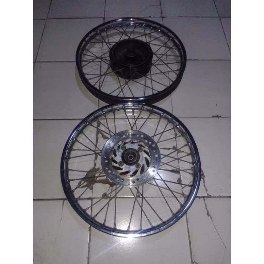velg/pelek jari jari 1set depan belakang motor Vega ZR Vega new+ piringan cakram barang second copot