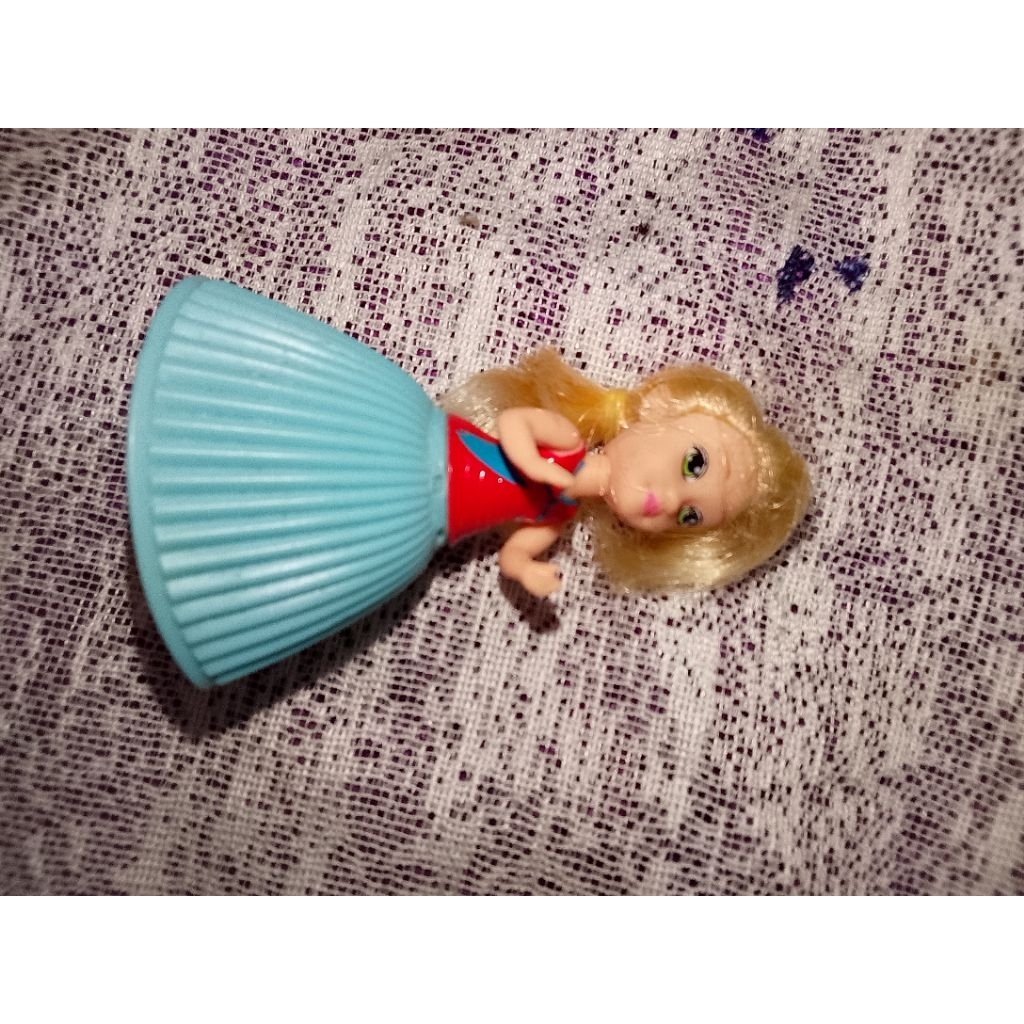 Mini Cupcake Surprise Doll K.04