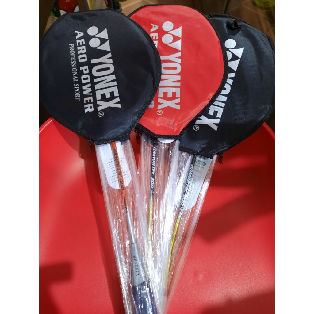 Raket Bulu Tangkis Yonex