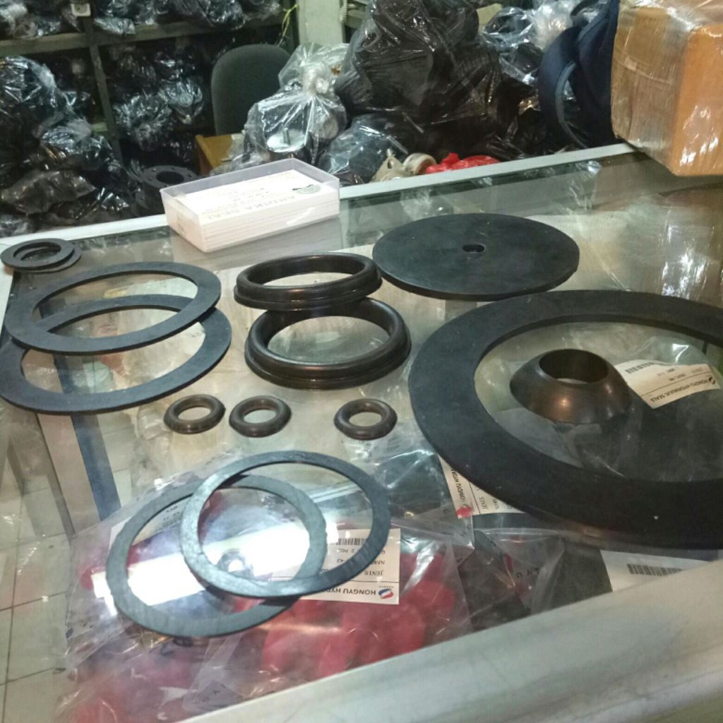 1 Set lengkap karet seal hydrant pillar 4 inchi  1 set seal hydrant pillar