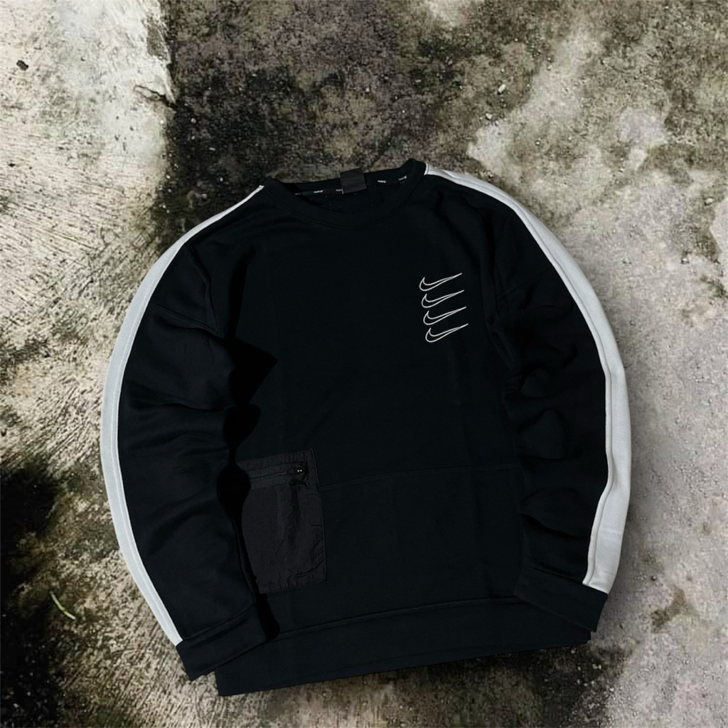 crewneck nike second