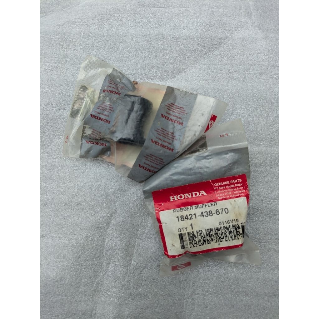 KARET DUDUKAN KNALPOT RUBBER MUFFLER HONDA TIGER REVO ORIGINAL AHM