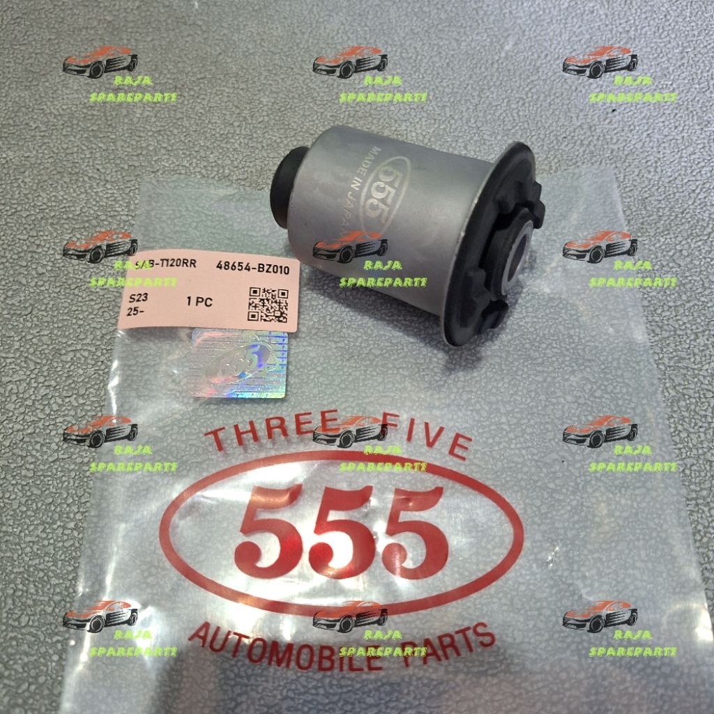 BUSHING LOWER ARM DEPAN AVANZA SMALL KECIL AVANZA LAMA OLD 555 JAPAN ORIGINAL(555)JAPAN 1PC