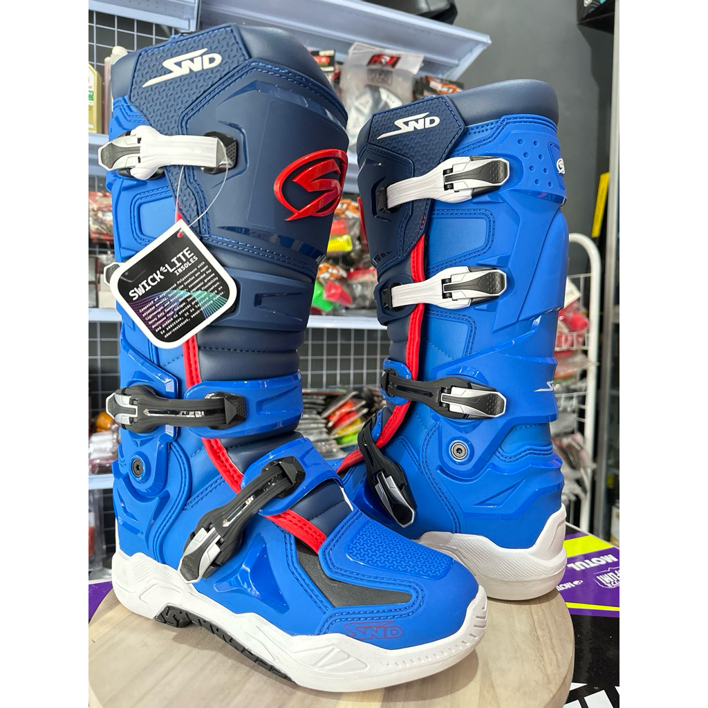 SEPATU SND NEW ENGSEL 2025 NO 42 SEPATU CROSS SND NEW