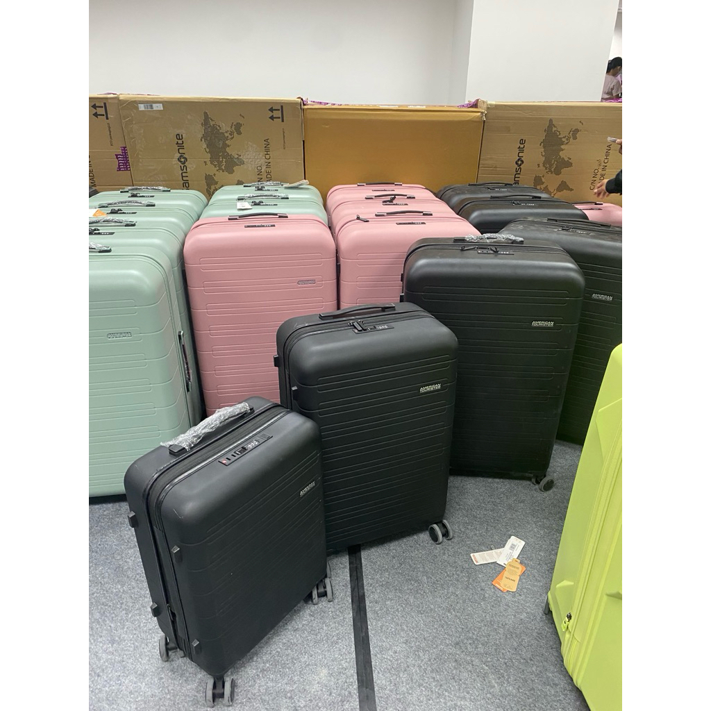 Koper American Tourister medium size