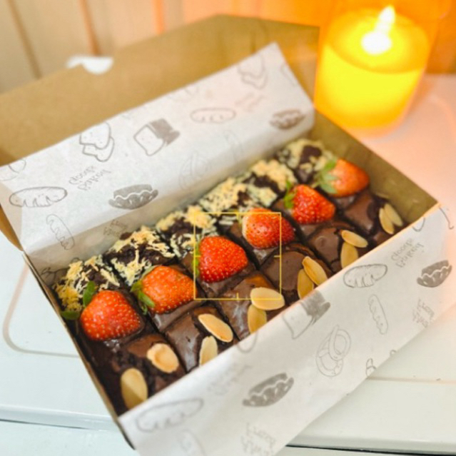 BROWNIES FUDGY 20x10| Fudgy Brownies Topping | Bronis Fudgy Homemade