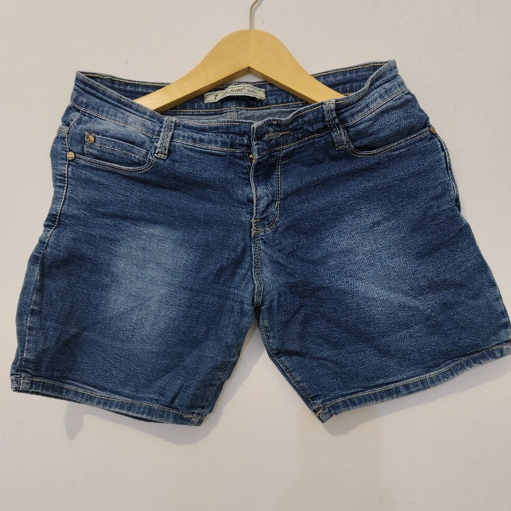 PL Celana Jeans Pendek T-3000