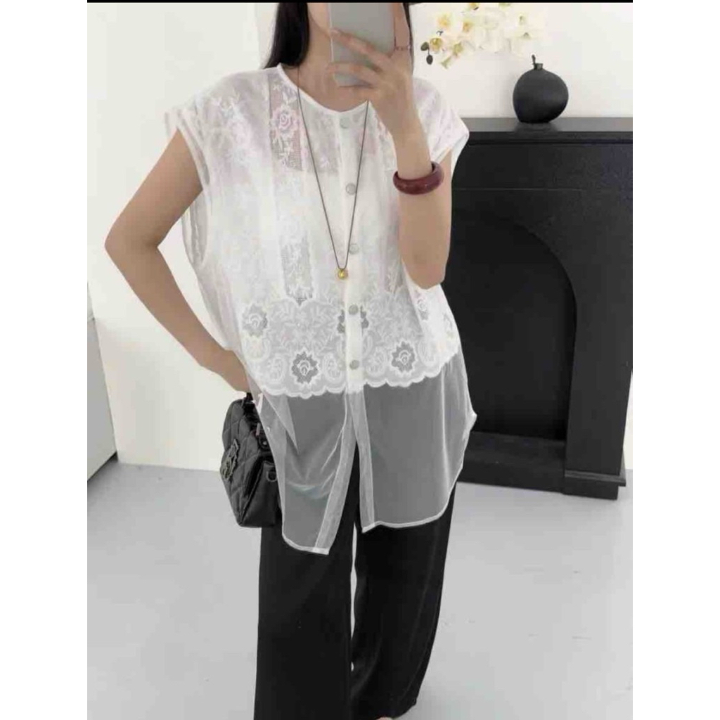 Blouse Wanita Brokat Transparan Putih Elegan – Atasan Lengan Pendek Korea Style, Baju Santai dan Kan