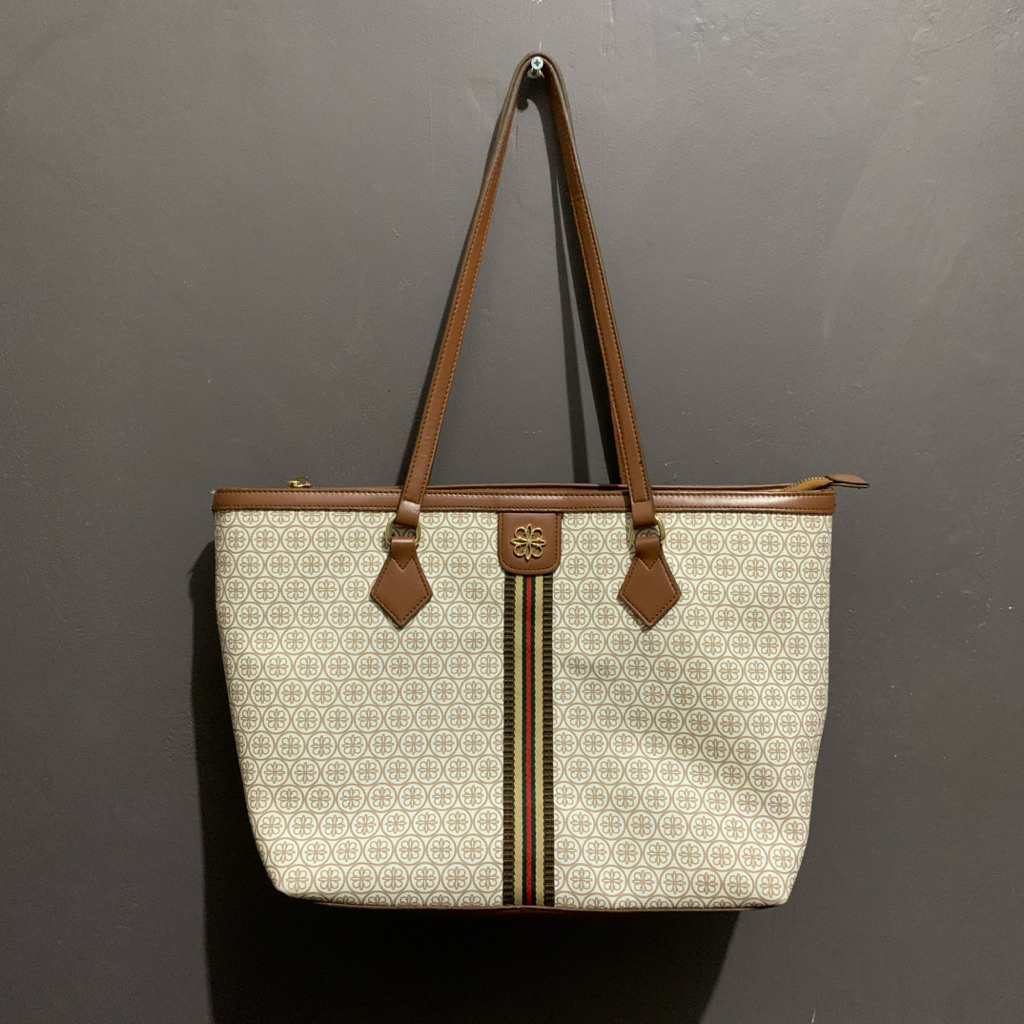 Preloved tote bag les catino