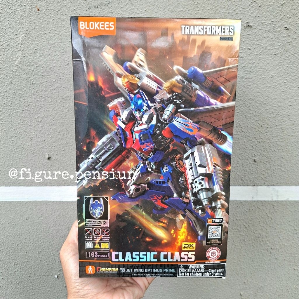 BLOKEES TRANSFORMERS MODEL KITS JET WING OPTIMUS PRIME CLASSIC CLASS ACTION FIGURE