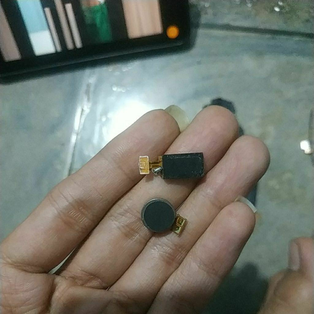 speaker+ getar BEKAS SAMSUNG M10