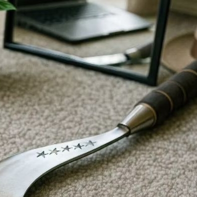 Alat pertanian arit rumput asli madura