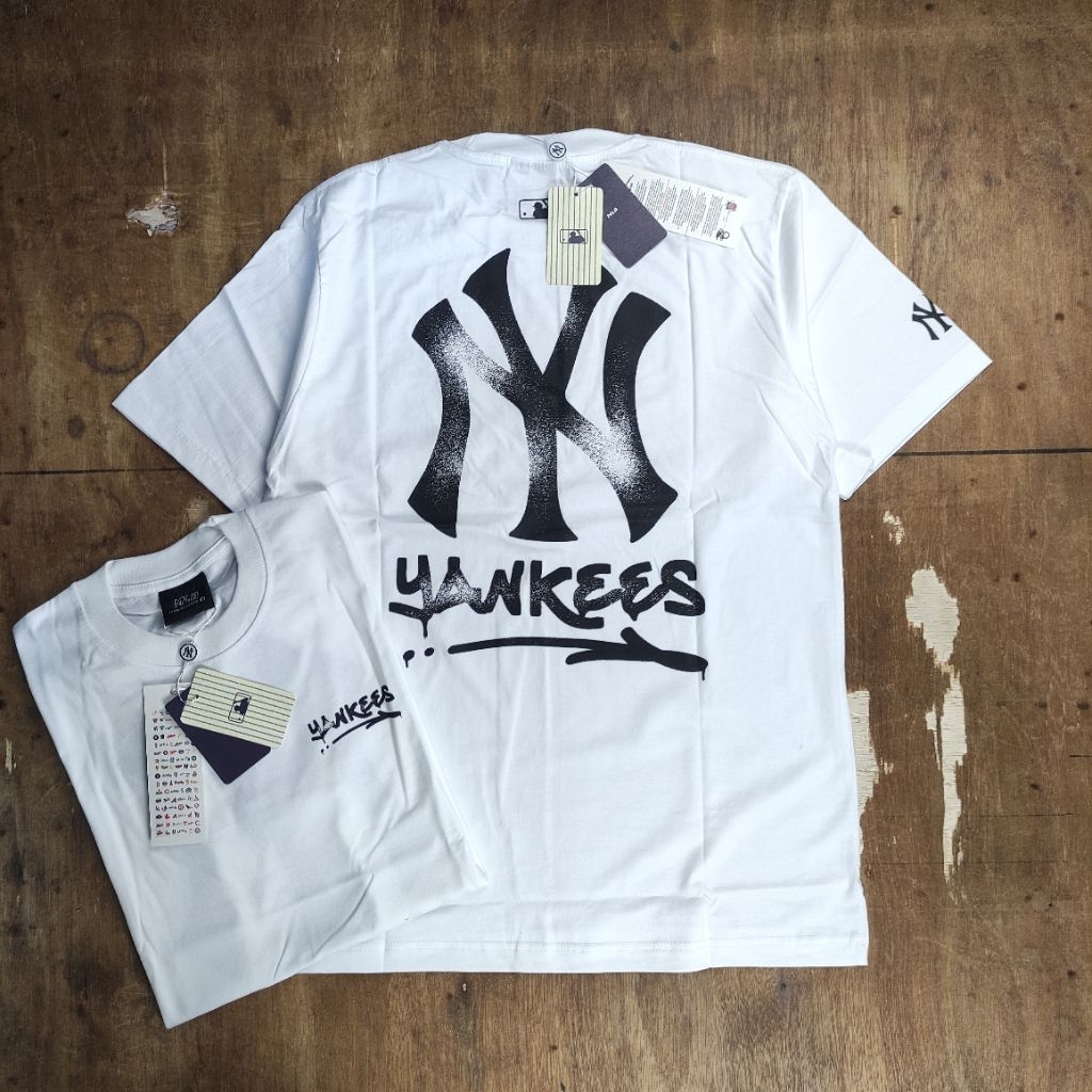 KAOS TSHIRT TEES MLB NEW YORK MAZOR LAZOR LEAGUE YANKEES BASEBALL NEW YORK YANKEES SPRAY GRAFITY PRI