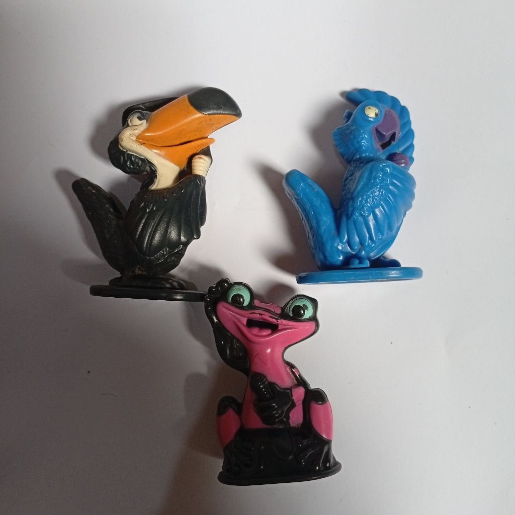 nestle toys rio figure blue and friend