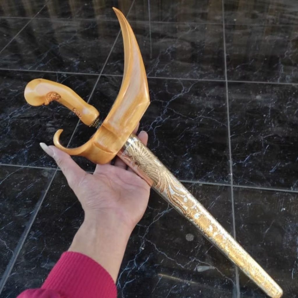 Warangka Ladrang Kayu Cendana Garap Alusan Pendok Cukitan