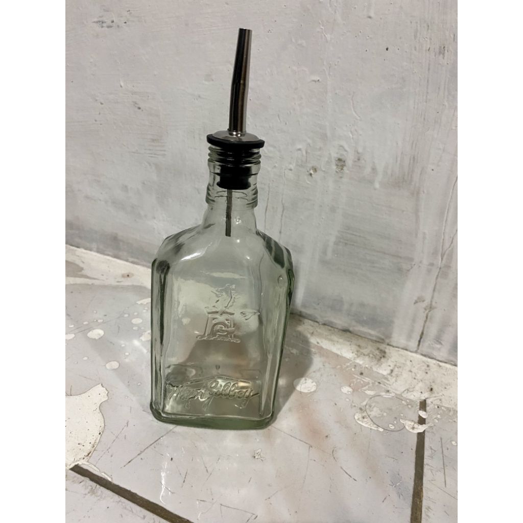 BOTOL BEKAS SERBAGUNA, BOTOL BEKAS MINUMAN ALKOHOL