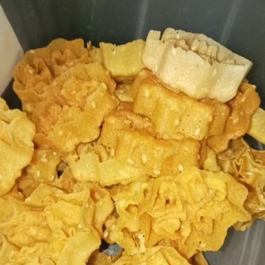 KEMBANG GOYANG/MATARI