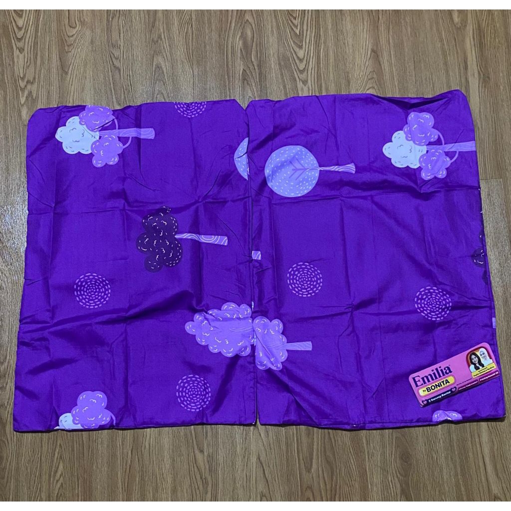 2 sarung bantal Bonita / emilia