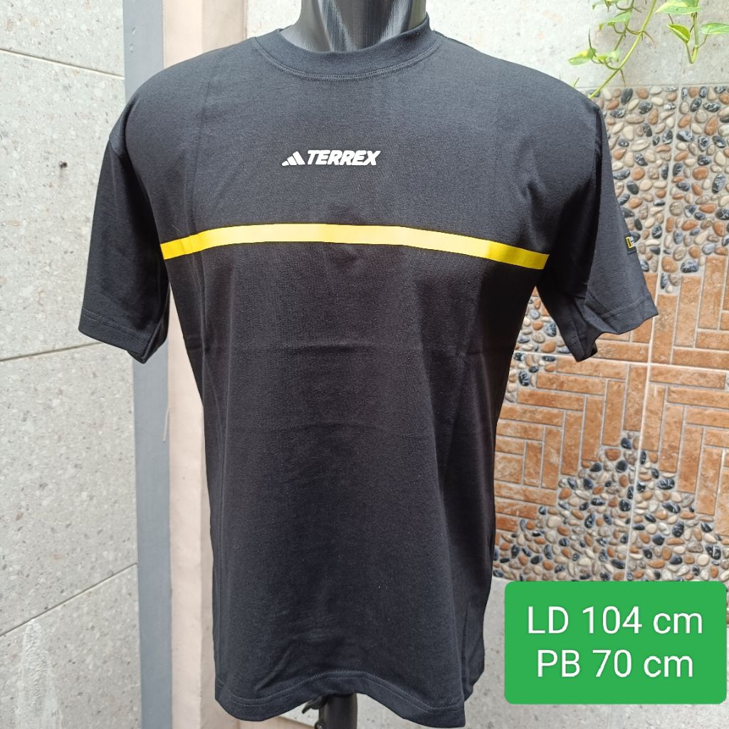 T shirt baju kaos unisex Terrex hitam size L