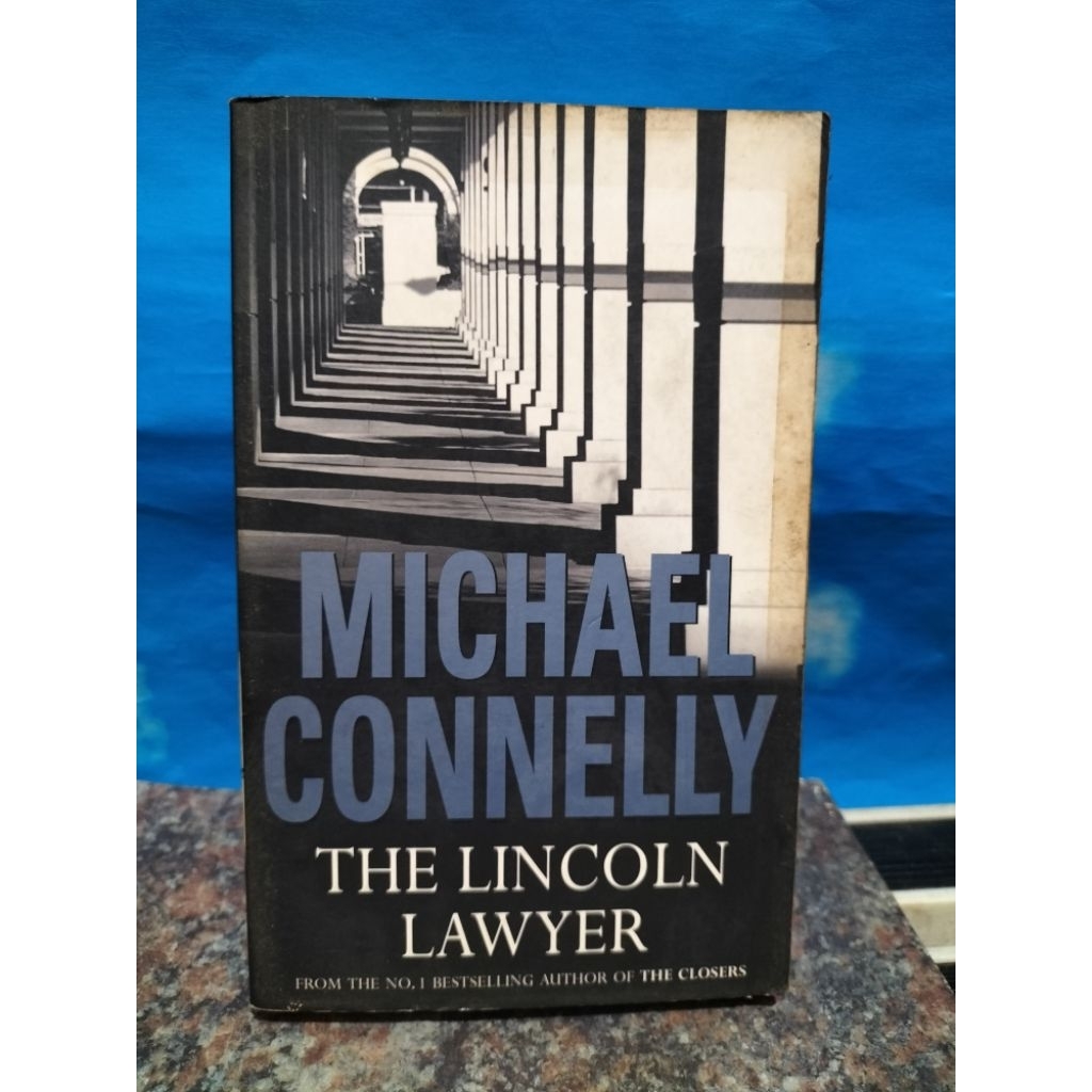 BUKU BEKAS THE LINCOLN LAWYER BY MICHAEL CONNELLY