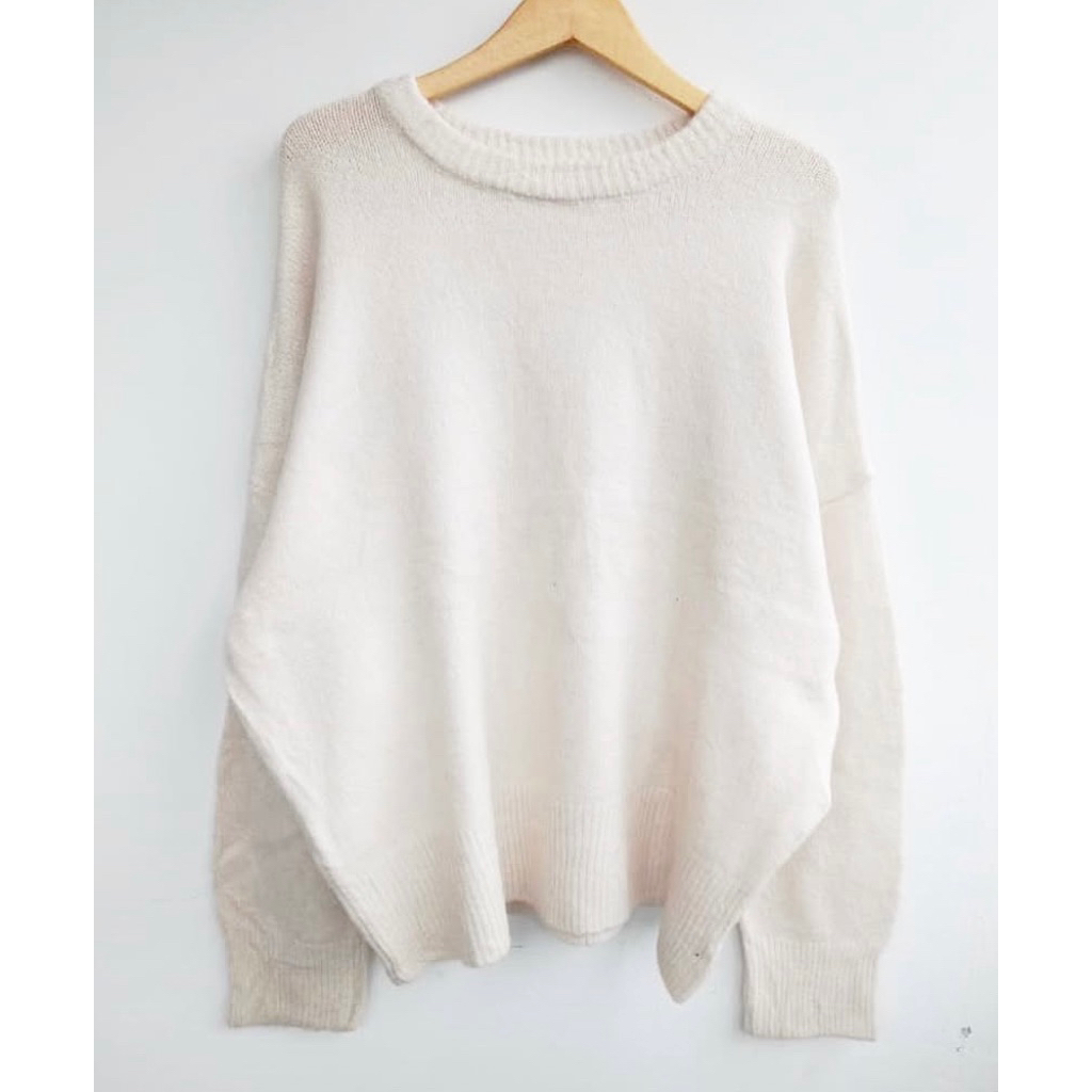 SWEATER RAJUT BESAR LD 150 CM
