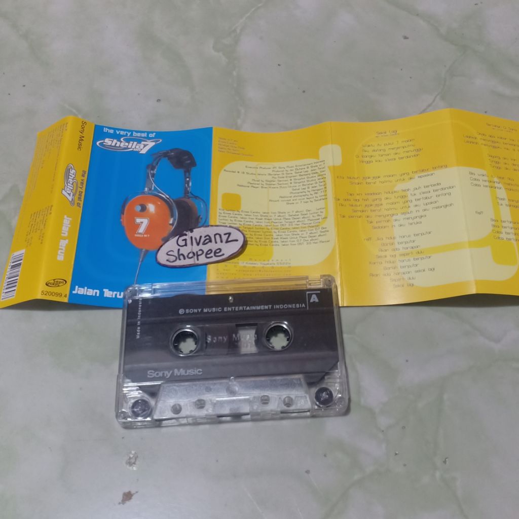 kaset pita SHEILA ON 7 Jalan terus