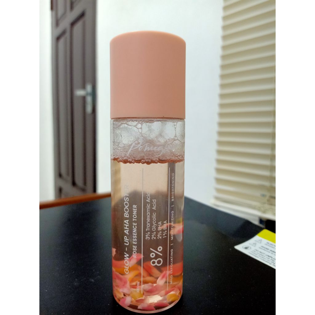 Preloved Pomeglow Glow Up AHA Booster Exfoliating Toner 8%