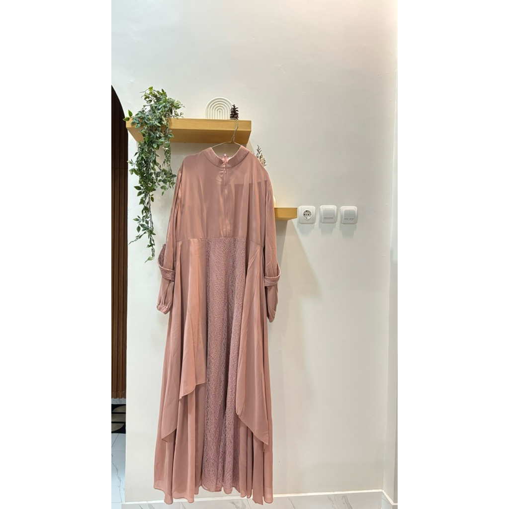 Preloved - one set gamis/dress lebaran from Mayra Indonesia