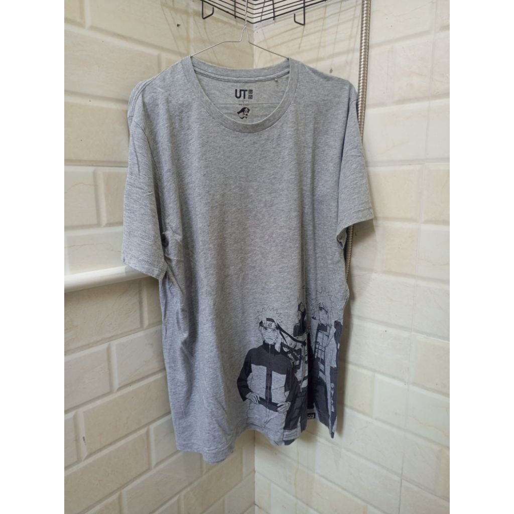 kaos Anime Uniqlo UT × Naruto abu abu grey good condition 95%