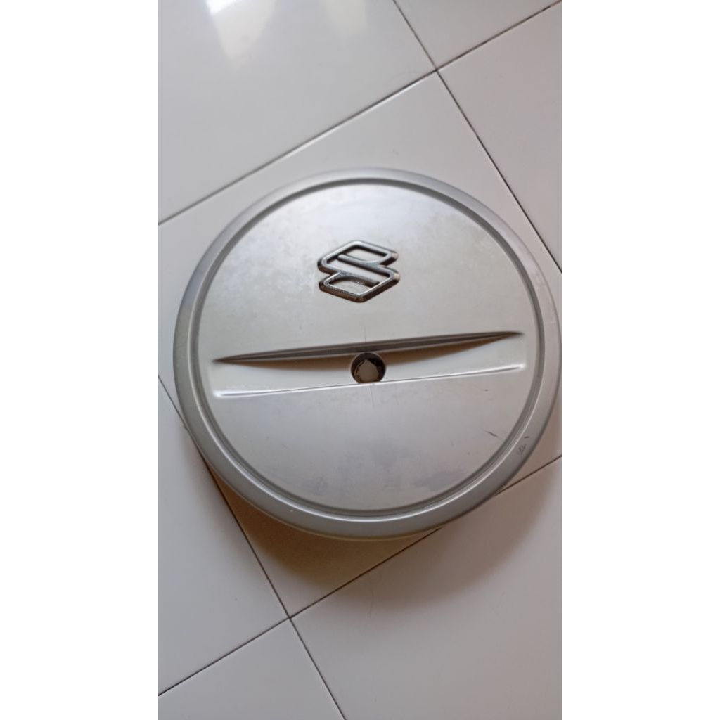 Tutup/Cover Ban Serep Suzuki Escudo 2.0, Escudo 1.6, Escudo XL 7 / Vitara / Jimny / Katana Original 