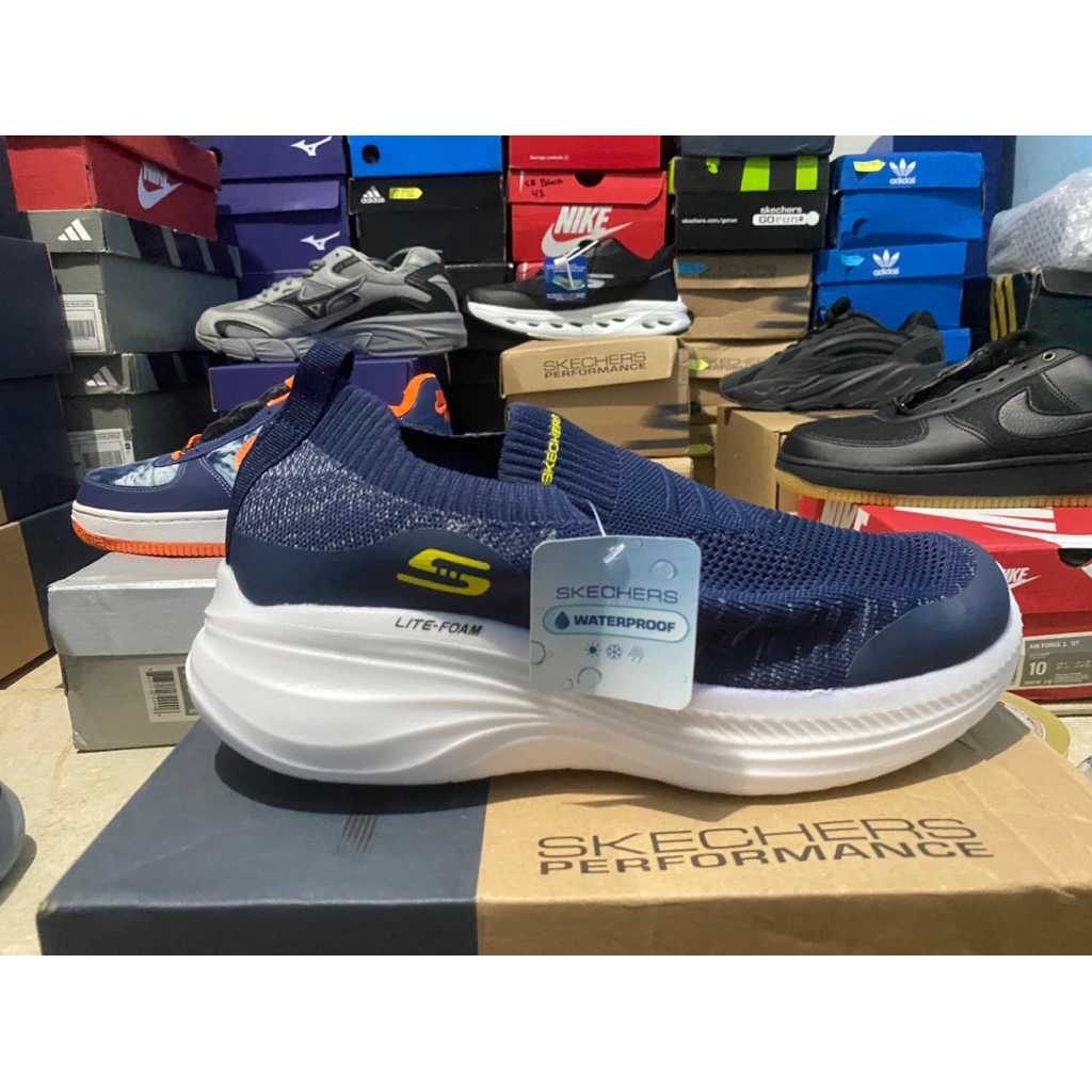 SKECHERS SLIP ON PRIA WANITA