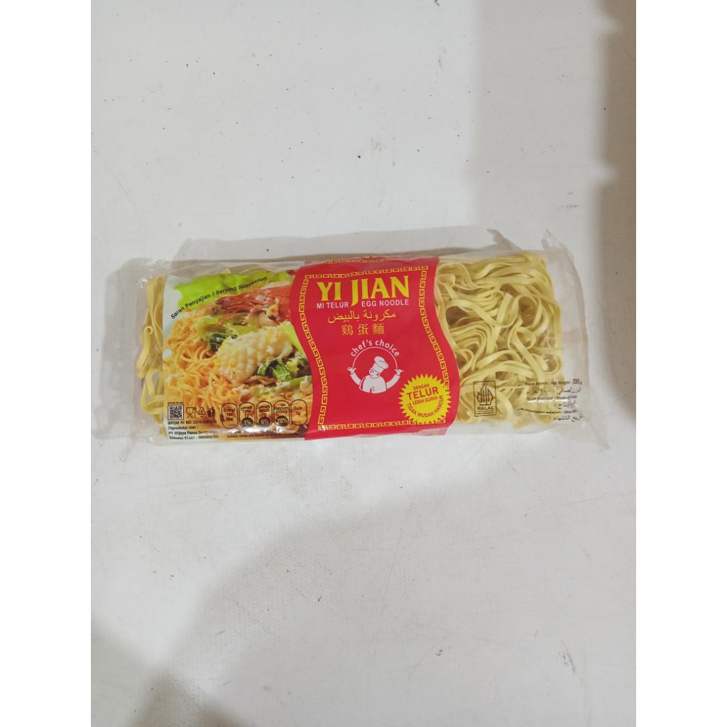 Yi jian Mie Telur Lebar / egg noodle yi jian 200gr