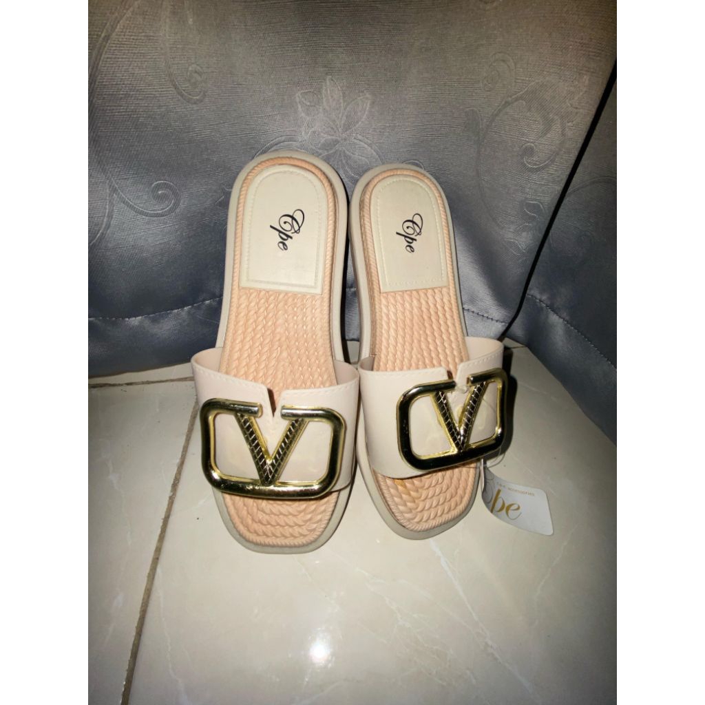preloved sendal