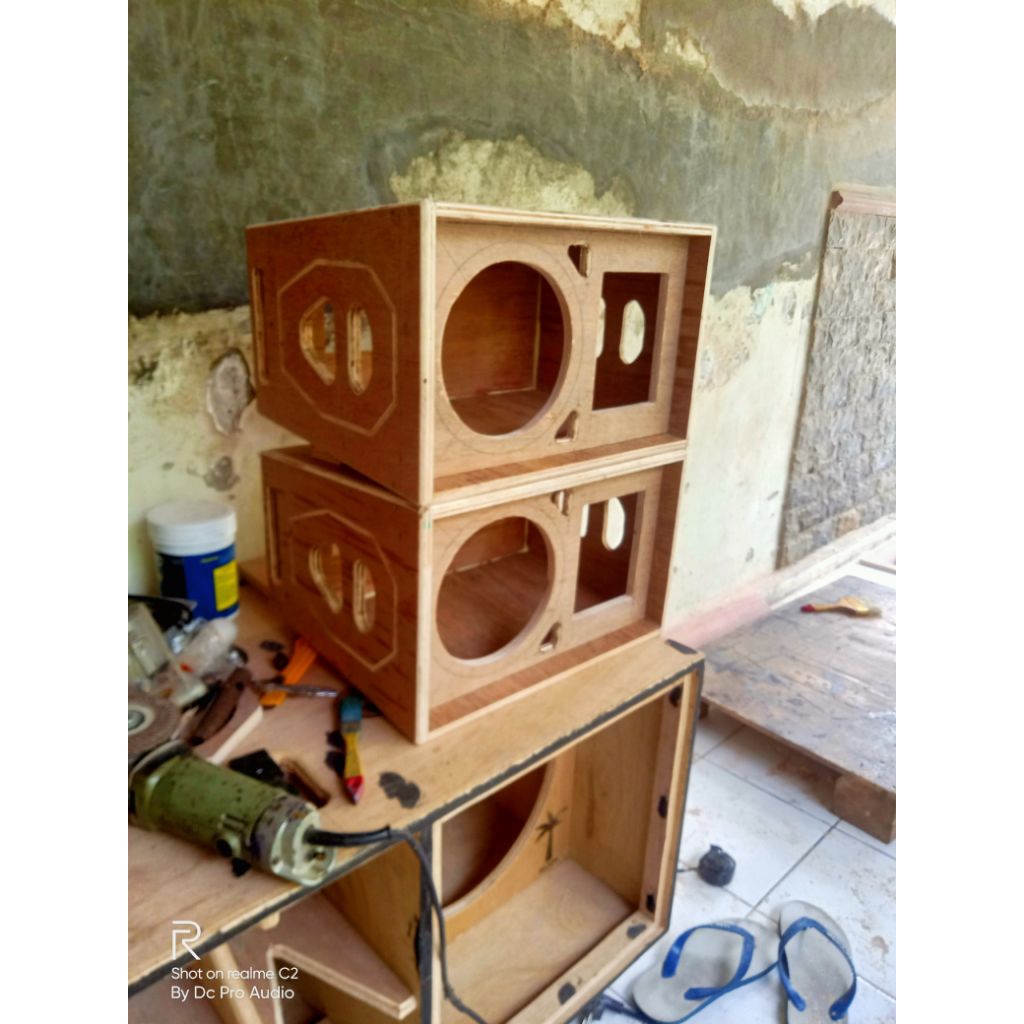 BOK SPEAKER LINE ARRAY 8 INCH SINGGEL + GRIL