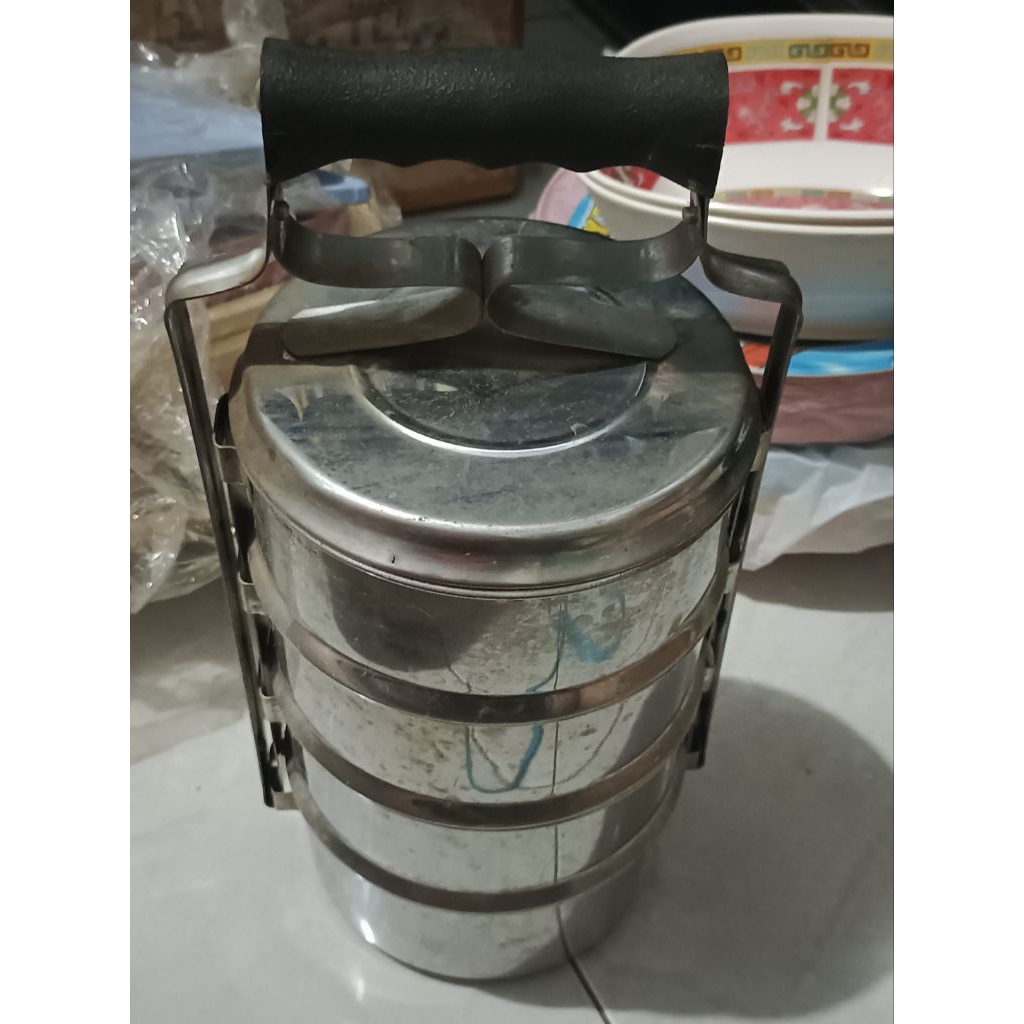 rantang stainless 4 susun