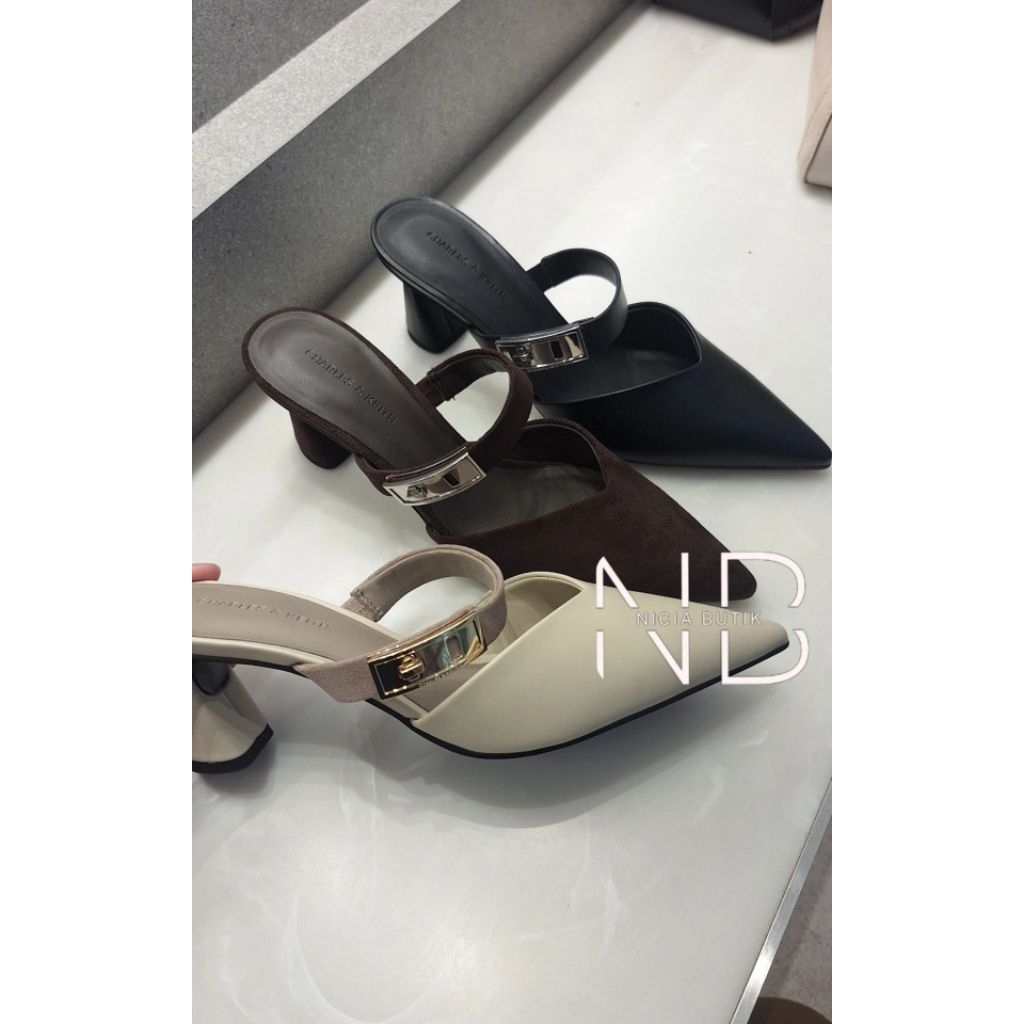 Heels ck lando pointed toe metallic buckle